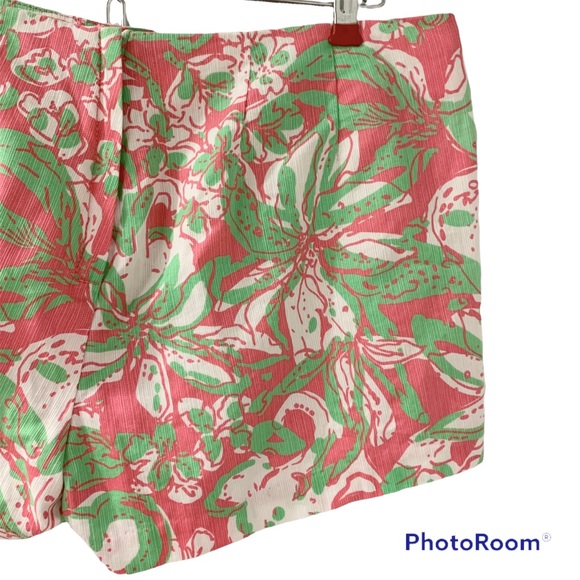 Lilly Pulitzer Liza Short Hotty Pink Forgot My Trunks - Size 4 - Picture 8 of 11